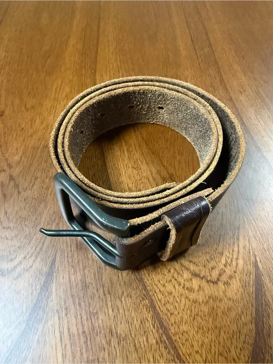 Aeropostale Men's Brown Leather Belt