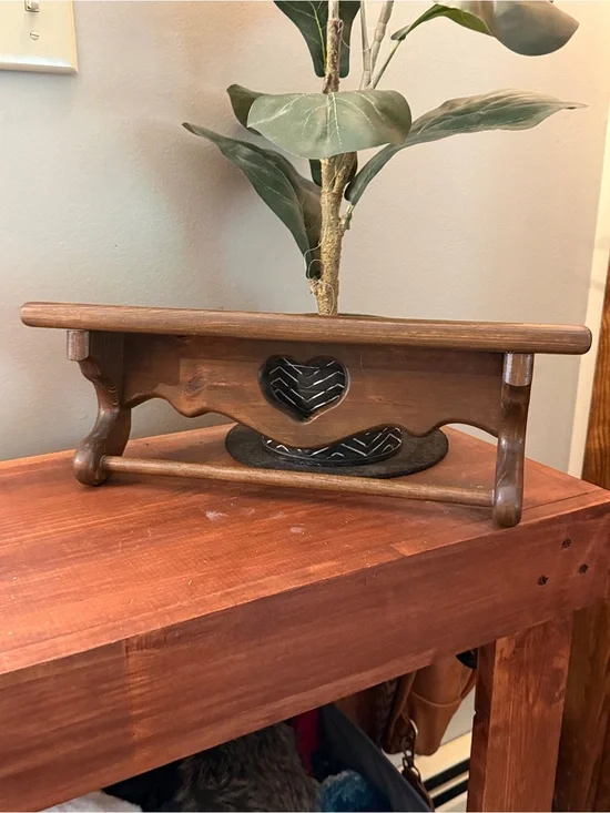 Vintage Wood Heart Cutout Wall Shelf Towel Bar Country Farmhouse 17”