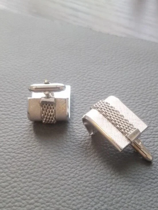 Silver Mesh Accent Men's Cufflinks