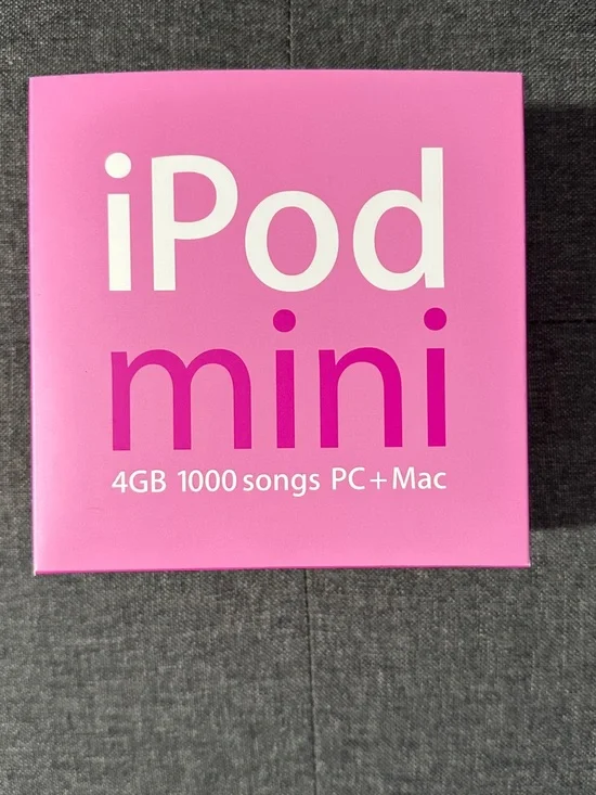 Original Apple iPod mini Pink 4gb box with inserts, cd, manual, stickers