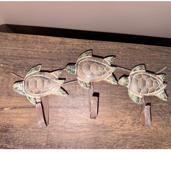 Coastal Sea Turtle Wall Hook Rack 3 Hook Metal Hanger Beach Decor Brown