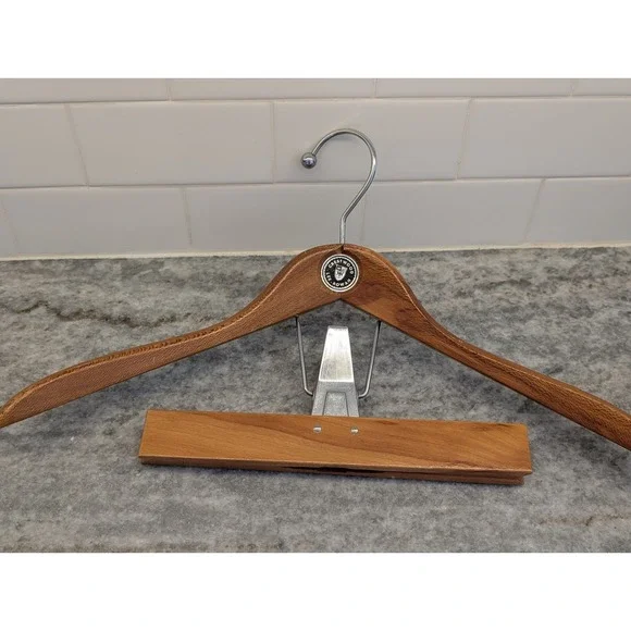 Vintage Hangers Solid‎ Wooden Lee Rowan Wooden 17
