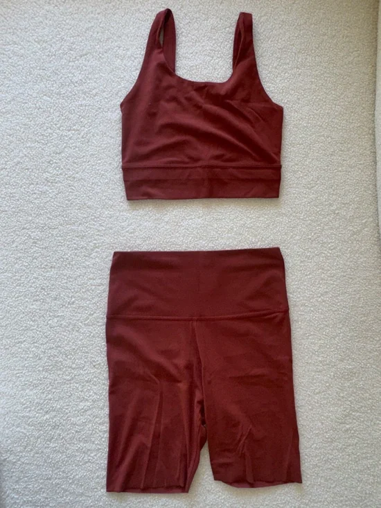 Nike Yoga Dri-FIT Rust Sports Bra & Biker Shorts Set Women’s XS/Medium