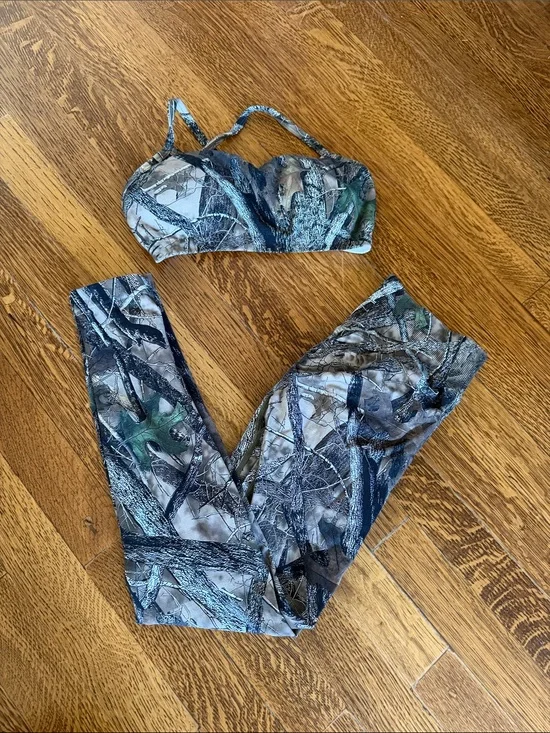 Vital Apparel- Camo Print Sports Bra and Leggings Set