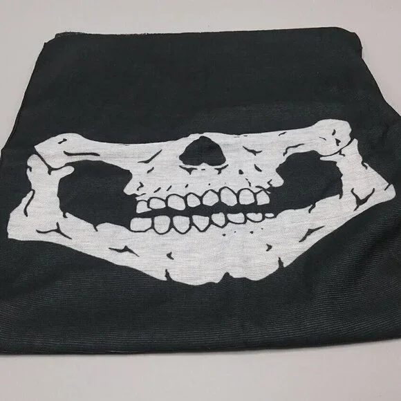 Skull Face Mask Gaiter Neck Shield Neckerchief Breathable - UNISEX -NEW - FIRM