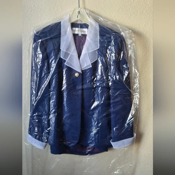 Vintage Laura Madrigano Blue Skirt Suit Set Women Size 16 Blazer Jacket USA Care