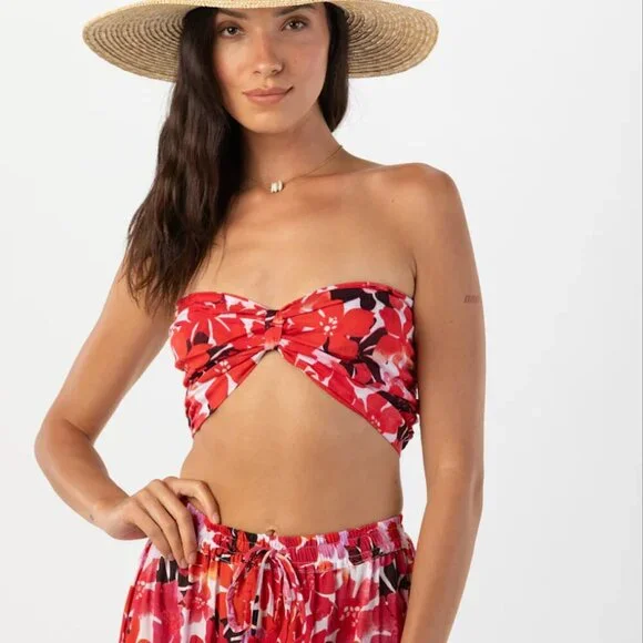 🌺 Tiare Hawaii Floral Smocked Crop Top - M/L
