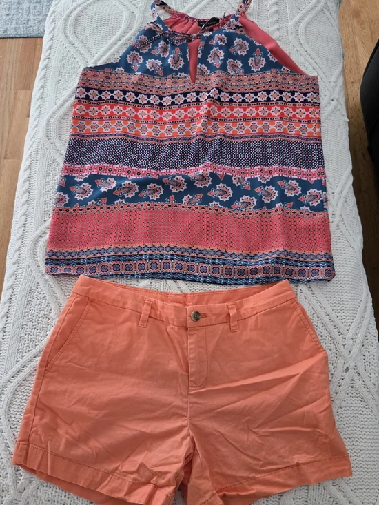 Sleeveless Top And Shorts Set Size M /10
