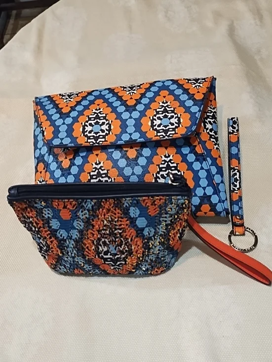 Vera Bradley Blue and Orange Geometric 3 Piece Wristlet Set VGC.