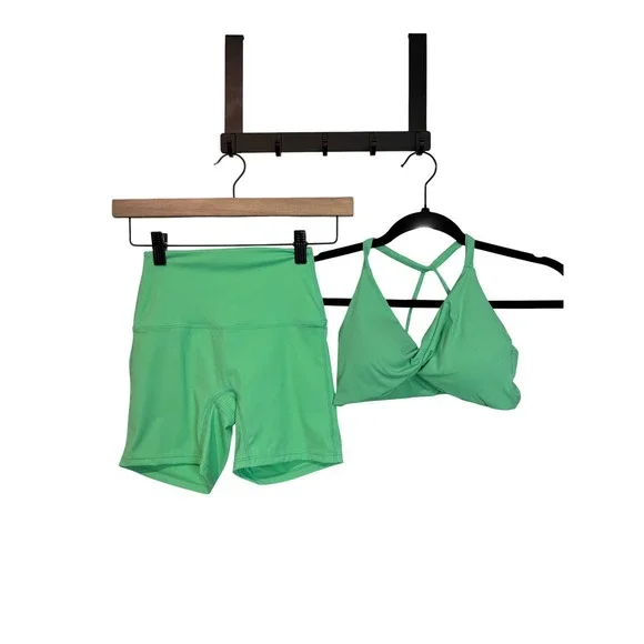 Mint Green Activewear Set Bra & Scrunch Biker Shorts Size S