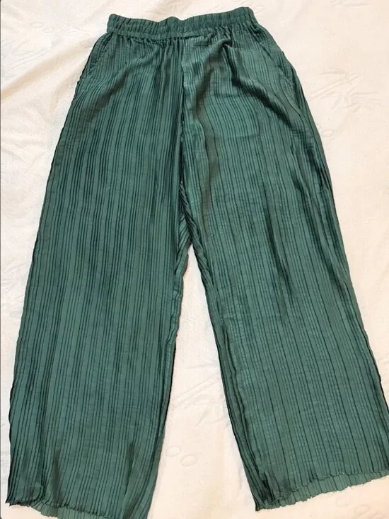 Zara Green Pleated Two-Piece Set