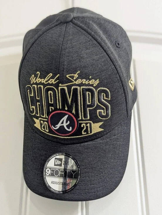 New Era Black & Gold Atlanta Braves World Series 2021 9FORTY Champions Cap NWT