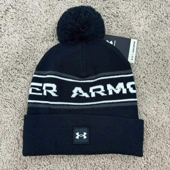 Under Armour Beanie UA Men's Halftime‎ Black Cuffed Pom Spell Out Knit Hat NWT
