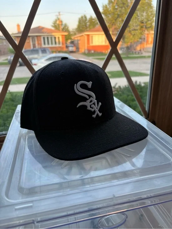 Chicago White Sox Black Fitted Hat with White Logo