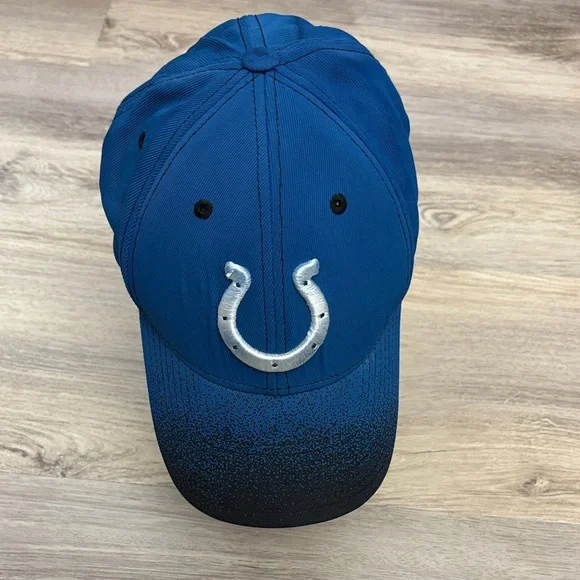 Reebok Onfield Blue and Black NFL Indianapolis Colts Football Ball Cap Size S/M