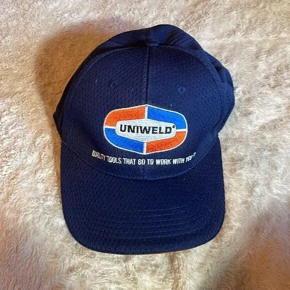 Uniweld hat