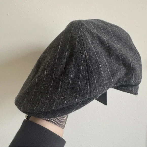 NEW Men’s Ben Sherman Wool Blend Driver Gatsby Cap Gray Pinstripe S/M