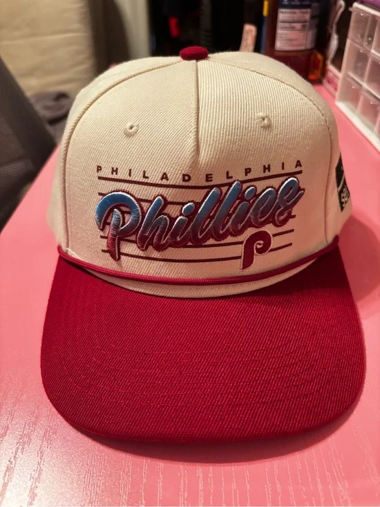Philadelphia Phillies Script Logo Baseball Cap - Cream & Red