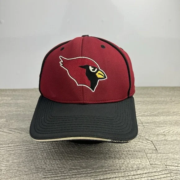 Arizona Cardinals The Game Hat‎ Cap Fitted Size Medium Red Black NFL Football