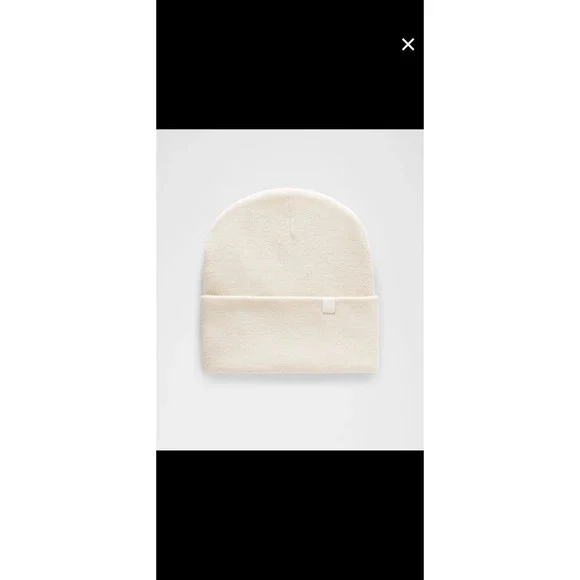 Lululemon NWT Unisex Warm Revelation Beanie Cream Merino Wool Blend‎