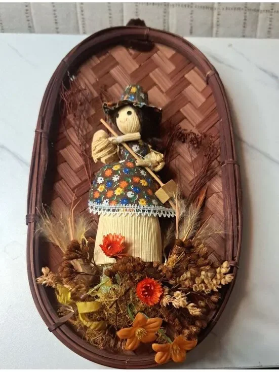 Vintage 1970's Boho Miniature Gardener Corn Husk Doll Basket Wall Hanging