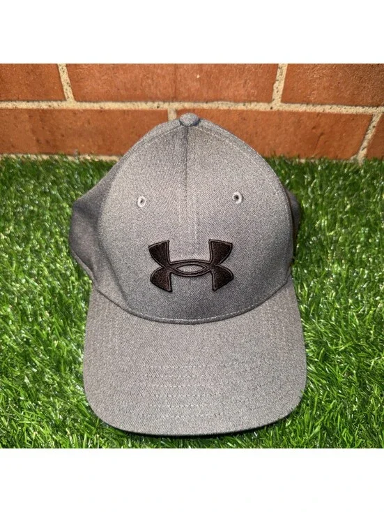 NWT Gray Under Armour Stretch Fit L/XL Hat