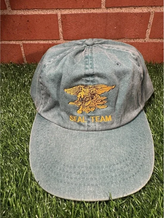 VTG 90’s Distressed Green Navy Seal SnapBack Hat By Headmasters