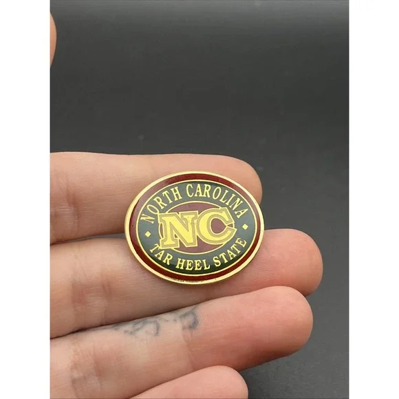 North Carolina Tar Heel State‎ NC Lapel Hat Pin
