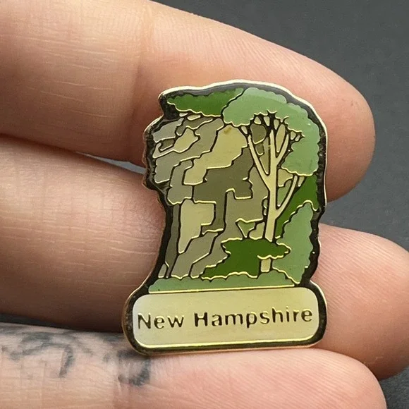 New Hampshire The Granite‎ State Lapel Hat Pin