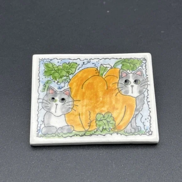 Cute Kitty Cats‎ Pumpkin Fall Ceramic Lapel Hat Pin