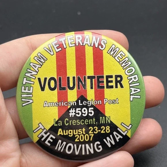 Vietnam Veterans Memorial‎ Volunteer Minnesota Moving Wall Legion Button Pin