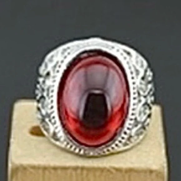 Size 8 Red Dome Statement Ring NEW