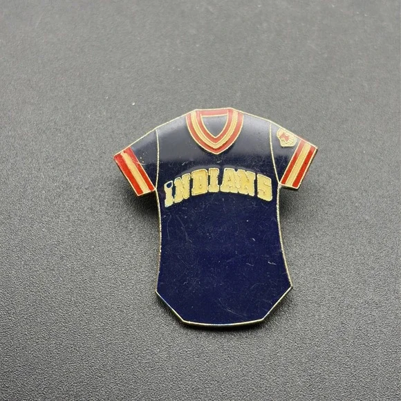 Vintage MLB‎ Baseball Cleveland Indians Jersey Lapel Hat Pin