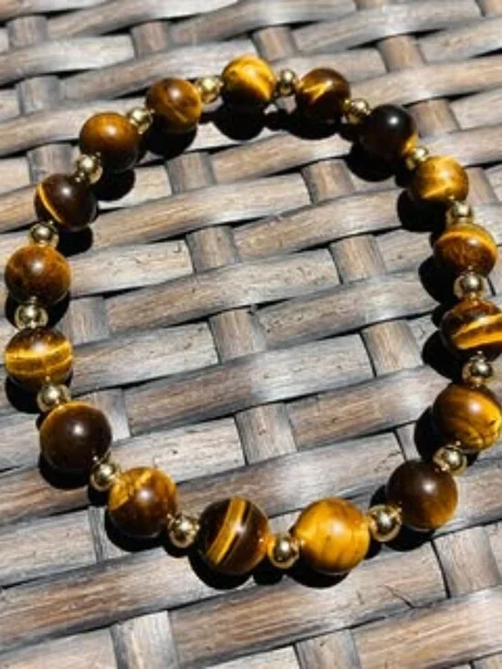 Healing with Tiger Eye ♥ Protection ♥ Clear thinking ♥ Personal empowerment ♥ In