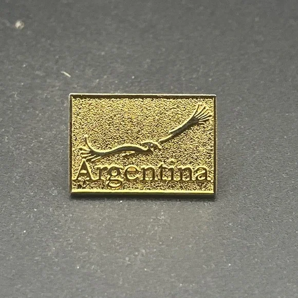 Argentina South American Country Gold Tone Lapel Hat Pin‎