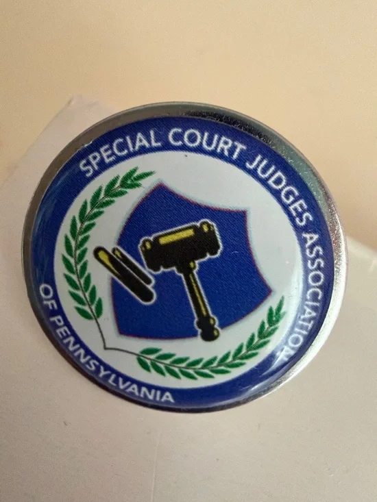 Special Court Judge Association of Pennsylvania Lapel Pin jewelry tie tac lawyer