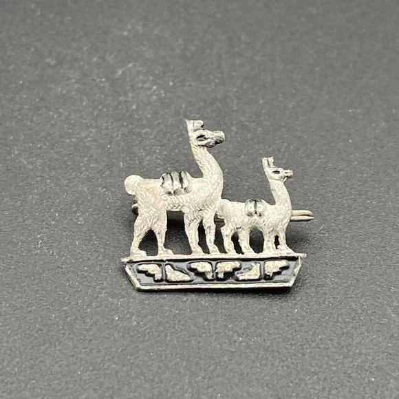 Vintage Peruvian‎ Peru Llamas Lapel Hat Pin