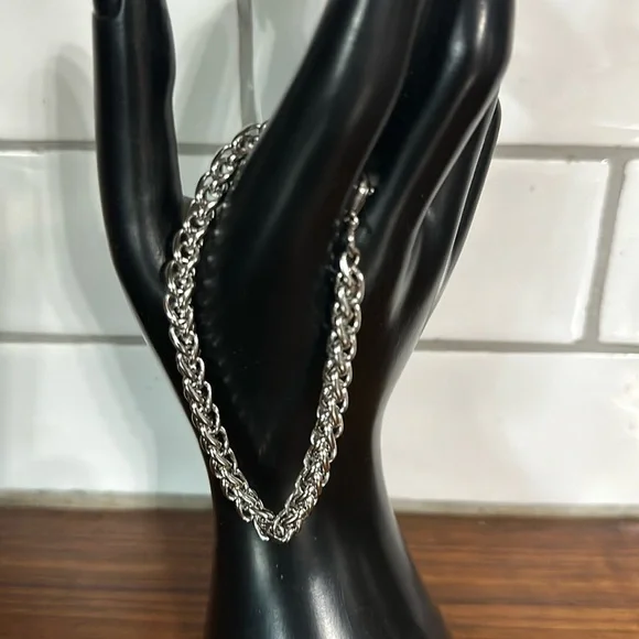 Silver Chain Necklace. Titanium interlocking link. 6mm 8.3