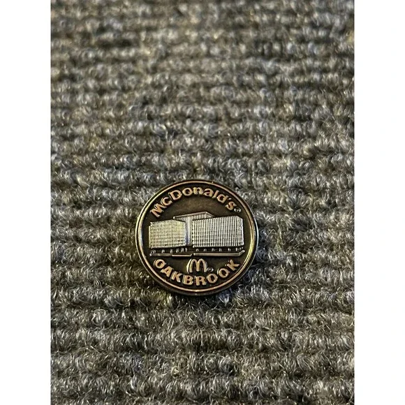 McDonald’s‎ Corporate Oakbrook Employee Lapel Hat Pin