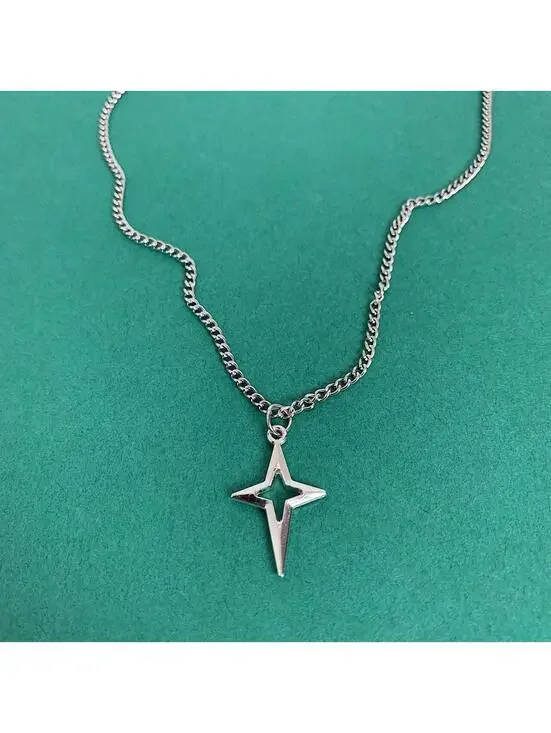 Y2k 2000s Cyber grunge silver star opium necklace. Cool simple design. Chain is