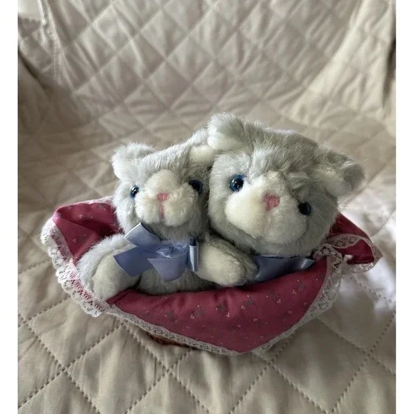vtg Avon Country Kittens in Basket musical gray cats‎ plush kitties music works
