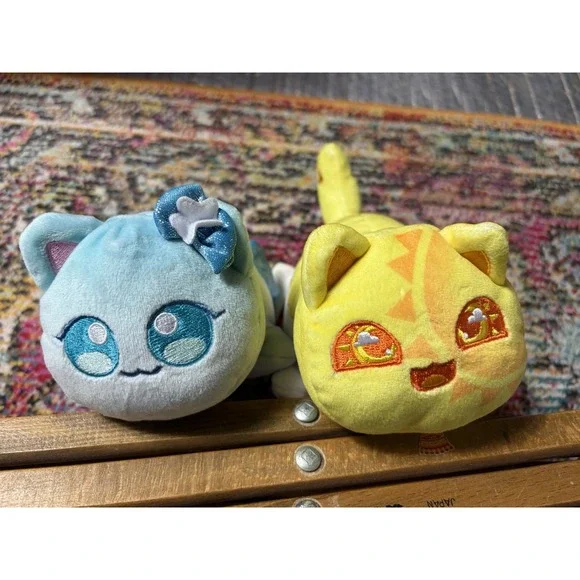 Aphmau MeeMeows Litter 4 Celestial Mystery Yellow Sun Cat 6