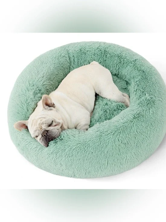 Plush Round Pet Bed in Mint Green