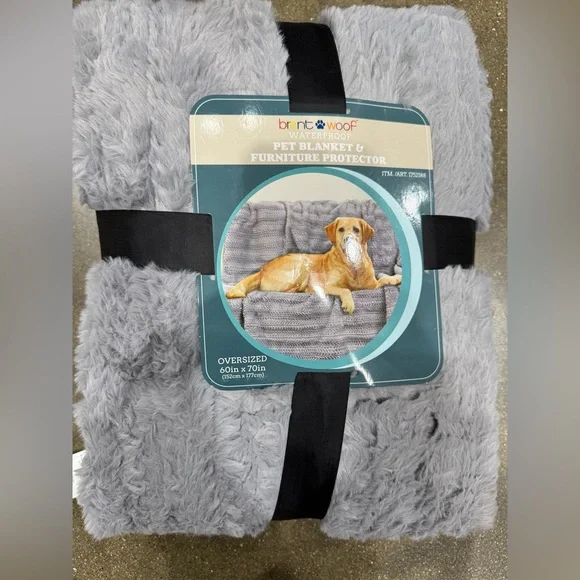 Brentwood Oversized Waterproof Pet Blanket and Furniture Protector, Bubble Fur