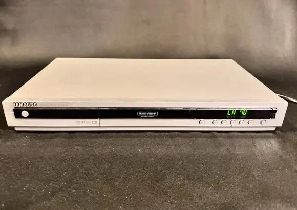 Samsung DVD-R120 DVD Recorder Tested Working RCA Cables No Remote