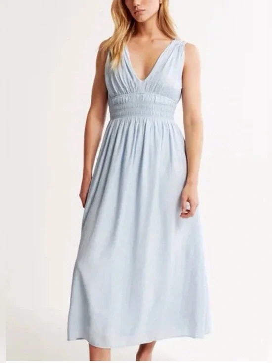 Abercrombie & Fitch Crinkle Textured Smocked Waist Maxi Dress
