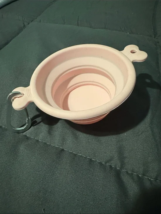 Collapsible Silicone Pet Bowl - Light Pink