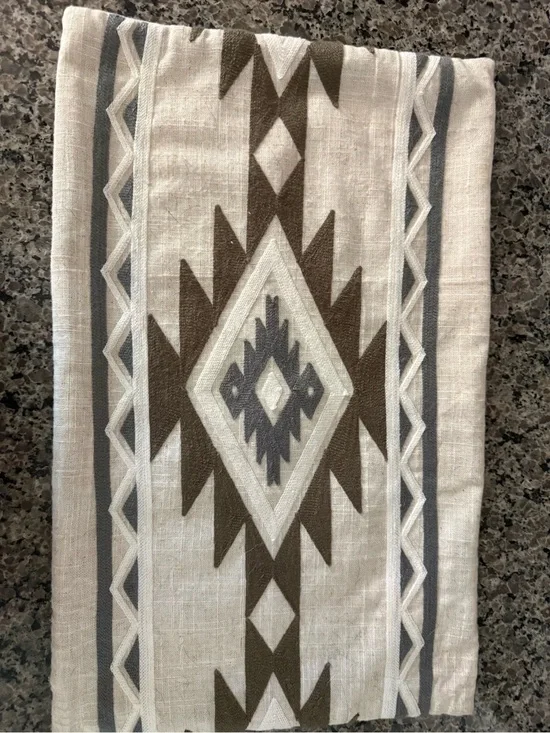 Two Southwestern Diamond Pattern Pillow Sham - Neutral Tones