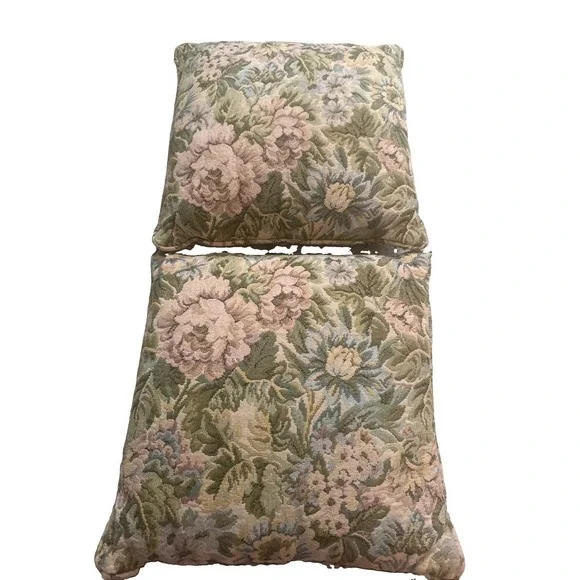 2 Vintage Tapestry Rose Floral Decorative Pillows Cottage Grandma Core 16 X 16