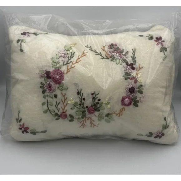 New Vintage Sweet Briar 12x16 Floral Embroidered Lumbar Accent Pillow